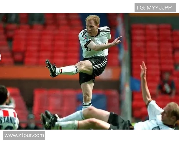 德国战车核心球星风采大揭秘：从世界舞台到绿茵场的传奇征程